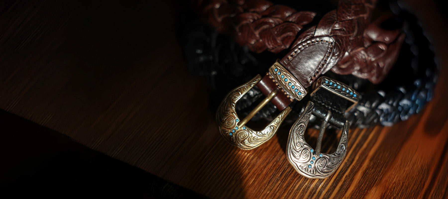 バックルとレザーのバランス | FATTORIA del CUOIOのベルトデザイン