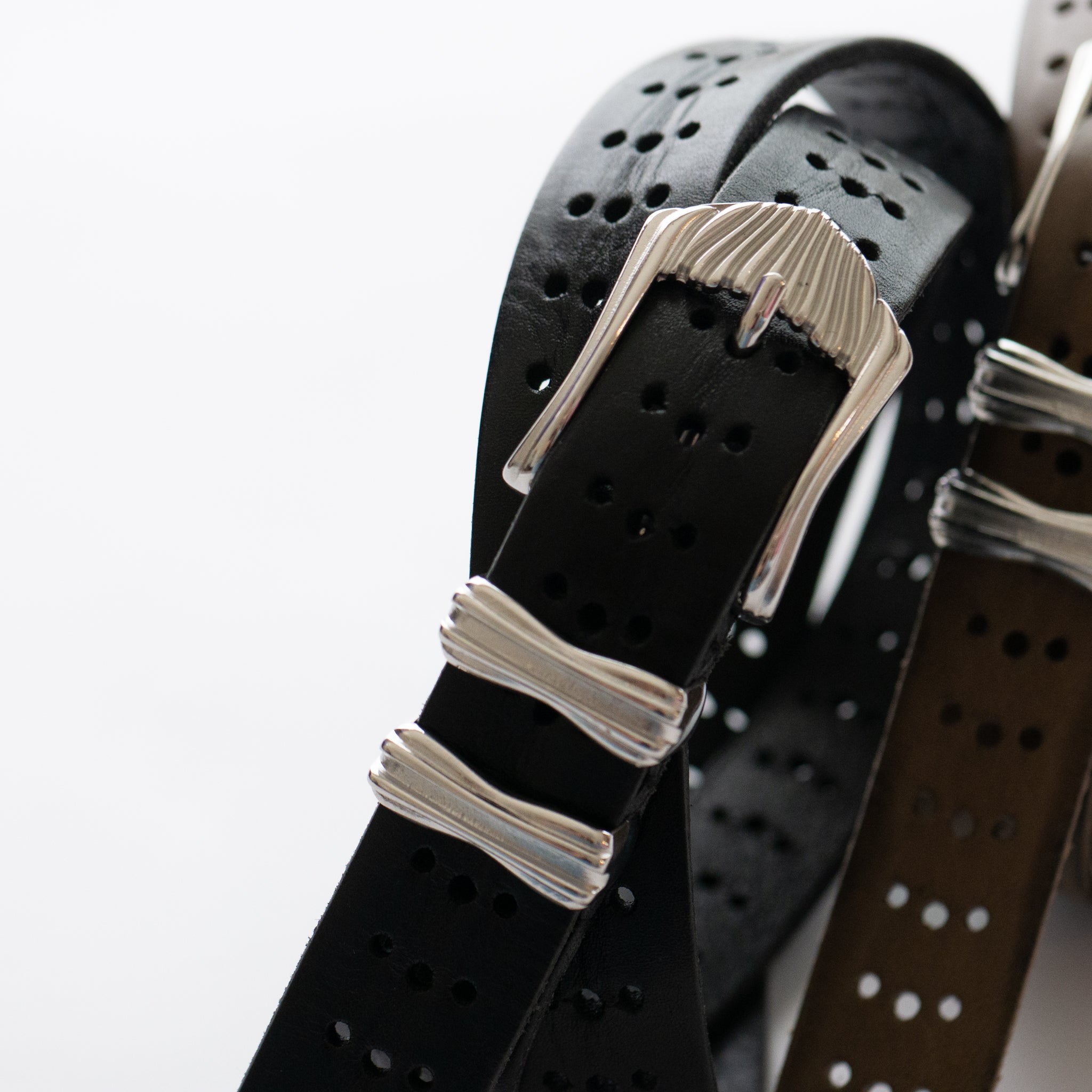 PERFORATED LEATHER WESTERN BELT |W05