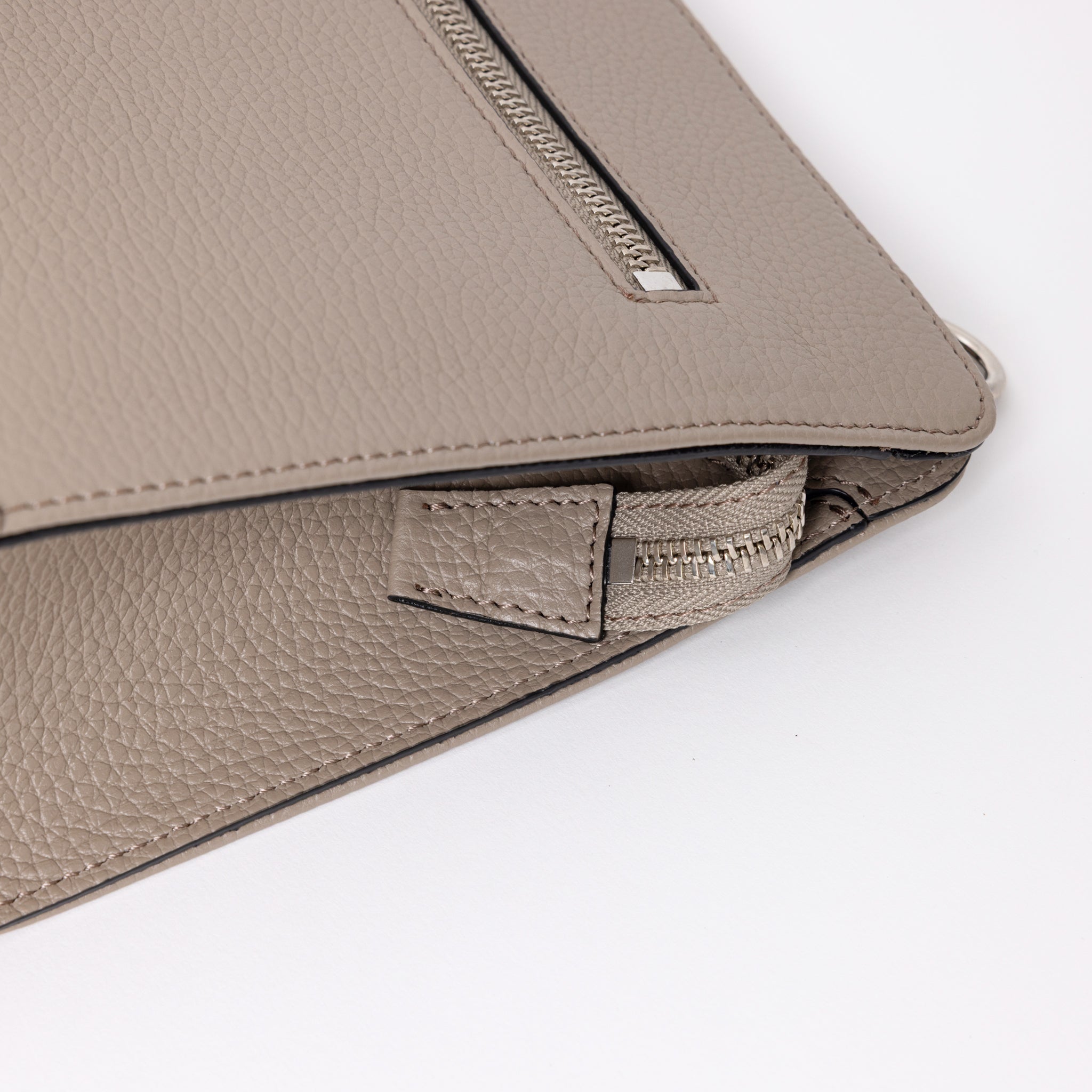 Il Ferroviere / SHRINK EMBOSSED LEATHER