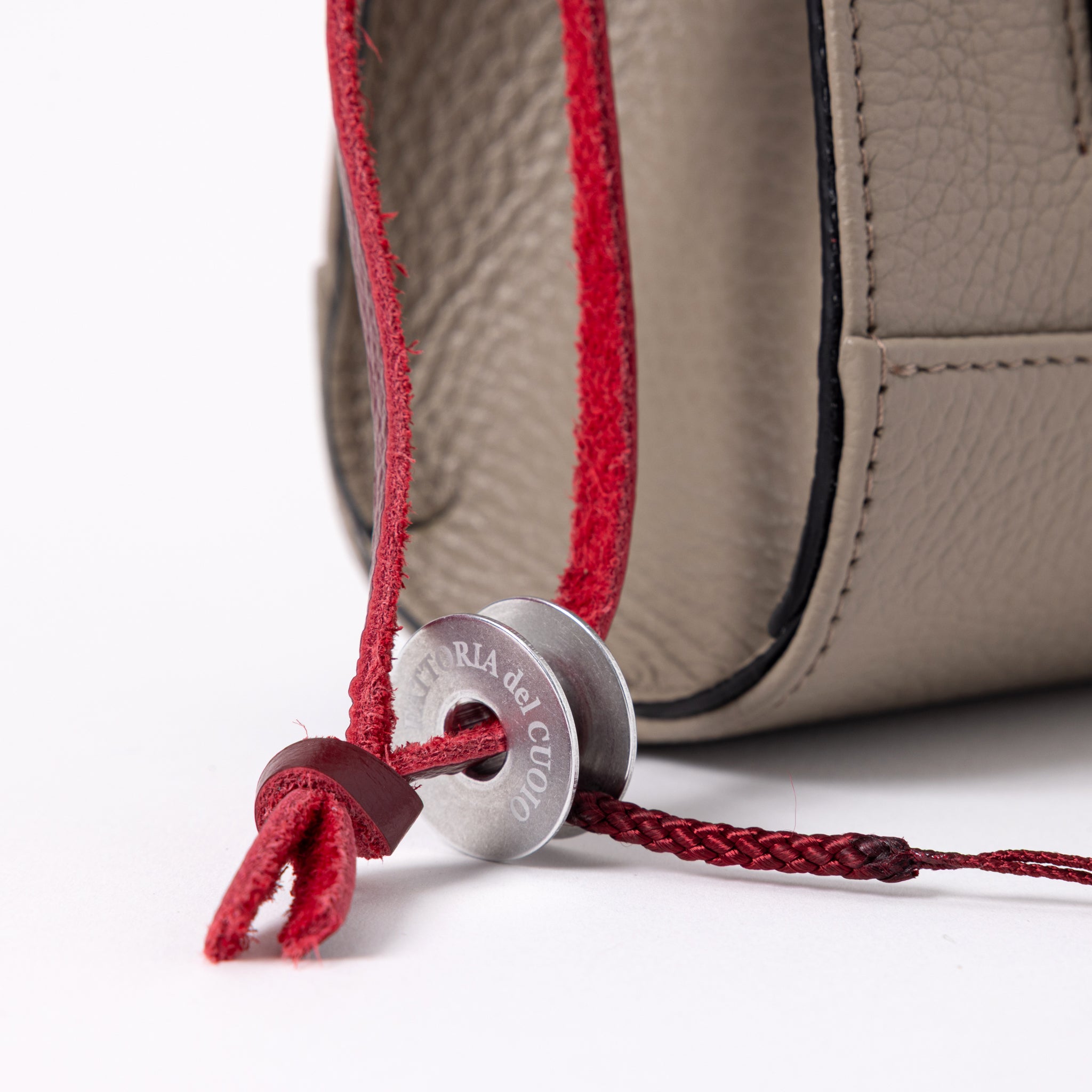 Il Ferroviere / SHRINK EMBOSSED LEATHER