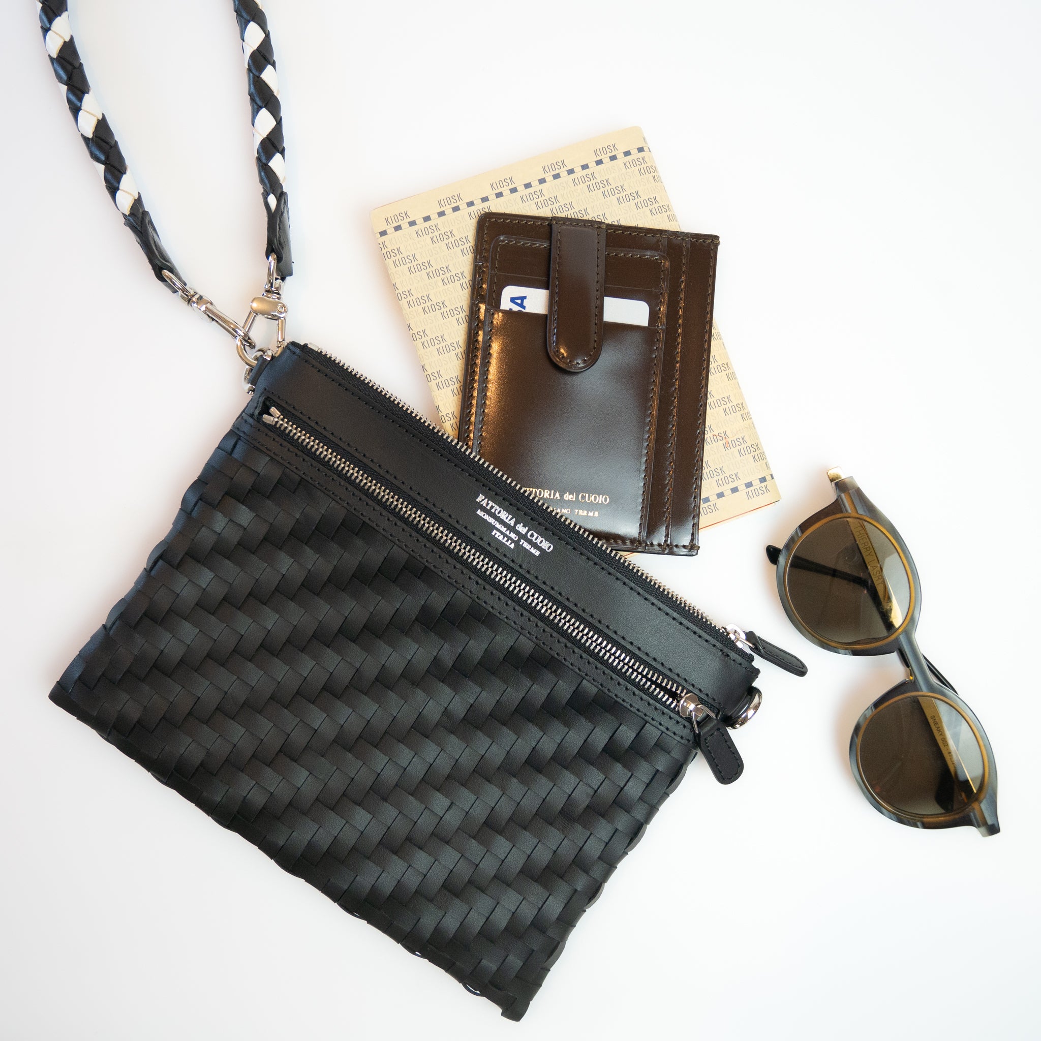 フラットポーチ カーフレザー | KELLY 2