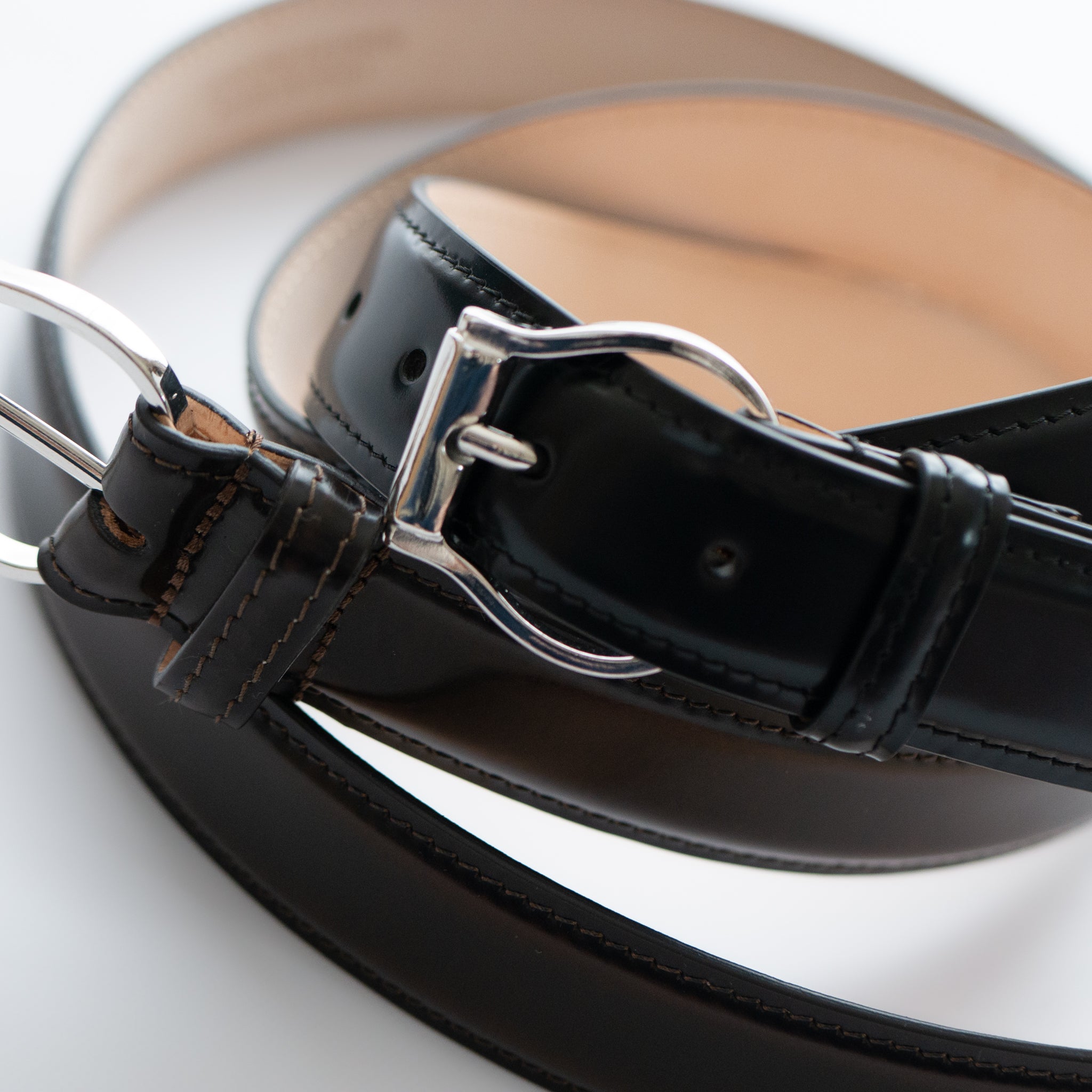 dome buckle corrected grain leather belt