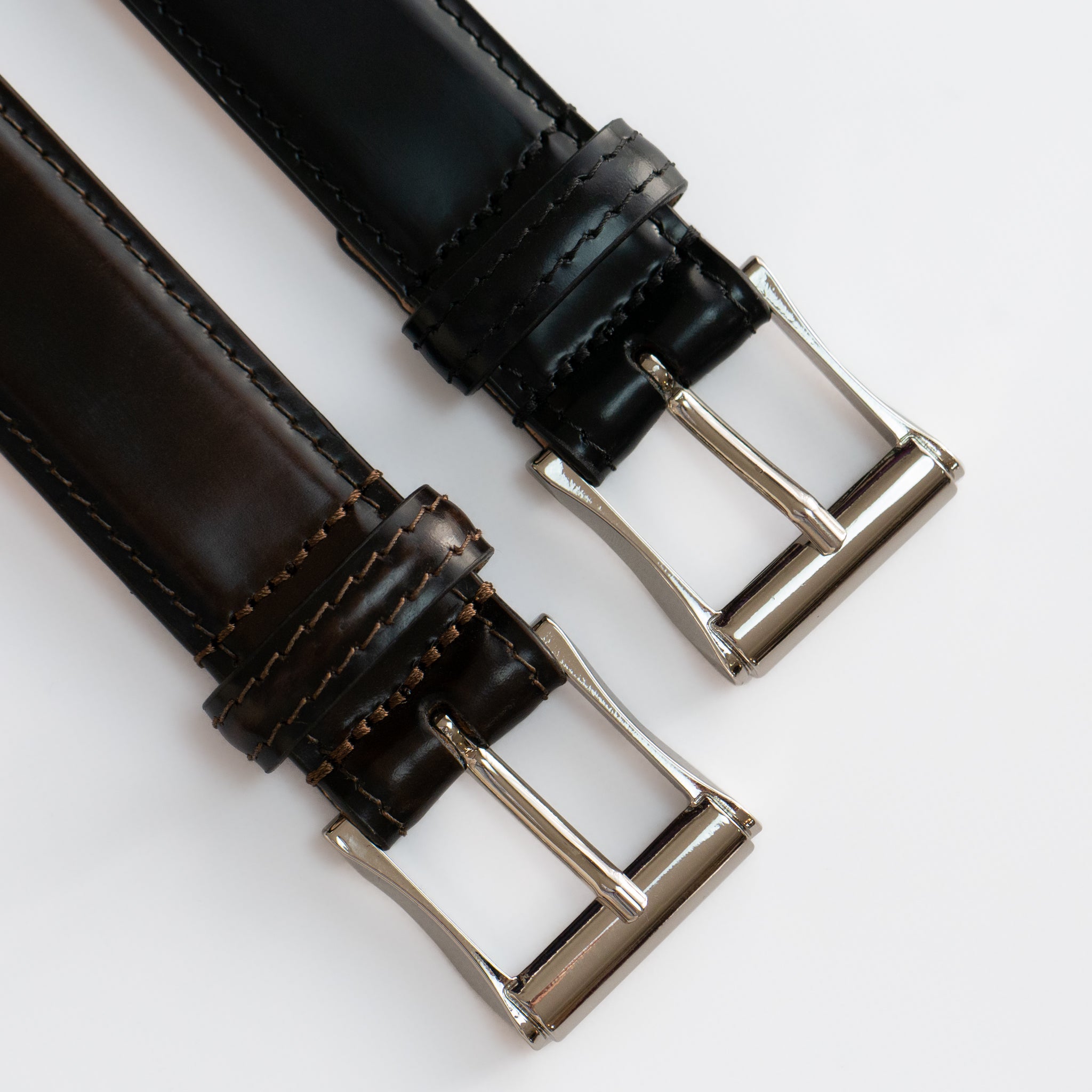 square buckle corrected grain leather belt