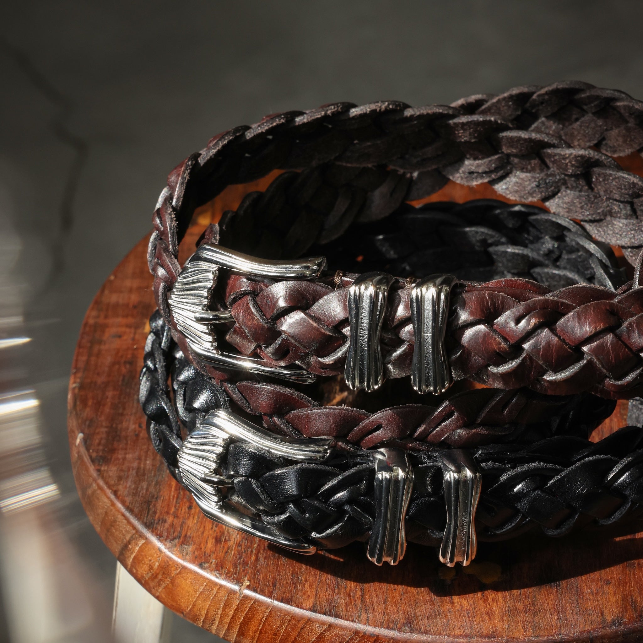 HAND-BRAIDED / asolina [leather mesh belt] | W05